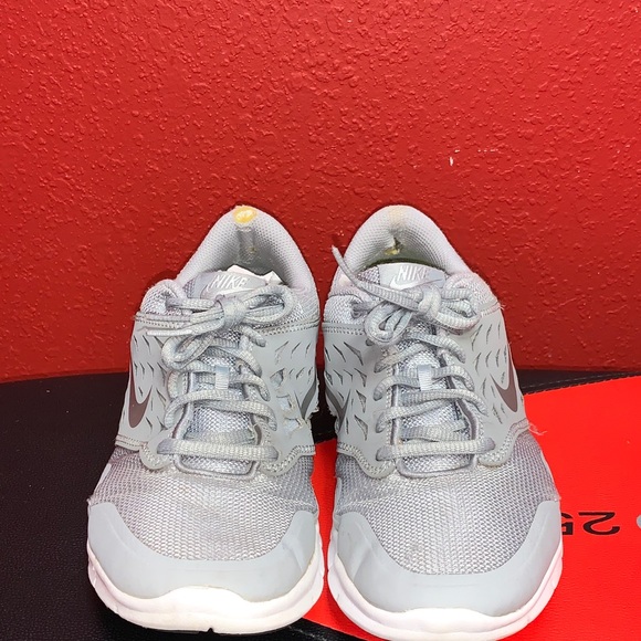 Women’s Nike Drive NM Running Sz 9 - Picture 3 of 6